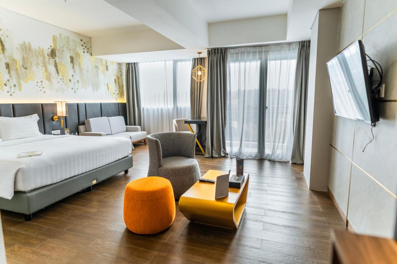 Junior Suite,1650019217:JPEG